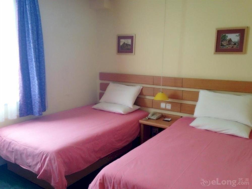 Home Inn Guangzhou Guangdong University Of Foreign Studies Baiyun Avenue 외부 사진