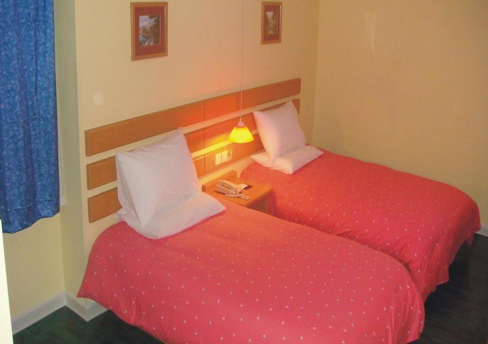 Home Inn Guangzhou Guangdong University Of Foreign Studies Baiyun Avenue 외부 사진