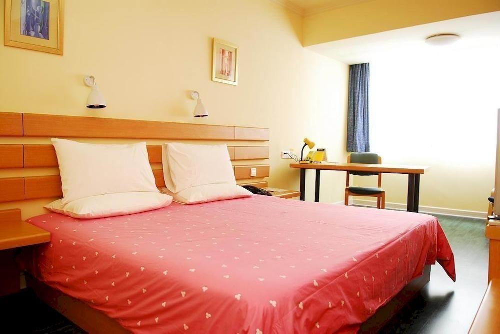 Home Inn Guangzhou Guangdong University Of Foreign Studies Baiyun Avenue 외부 사진